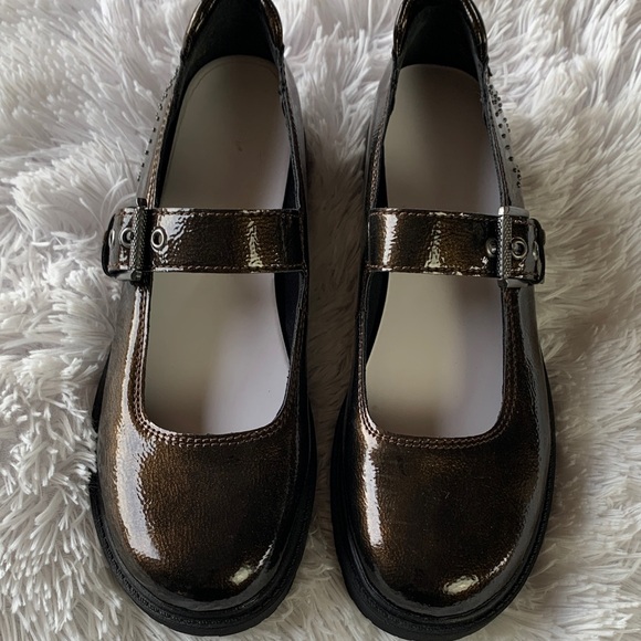 Zodiac Raya Buckle Shiny Brown Mary Jane Flat - Picture 12 of 16